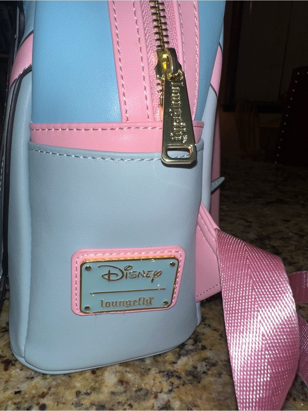 Disneys Dumbo Mrs Jumbo Loungefly Mothers Day Exclusive Rare/Retired 2023 - Picture 5 of 6